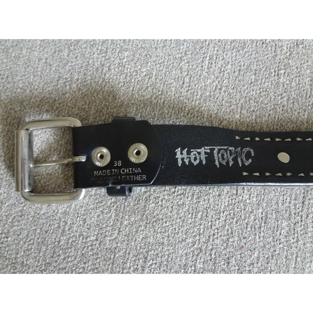 Vintage 90s Y2K Black Leather HOT TOPIC Belt Skull Pyramid Studded Mens 38 Goth